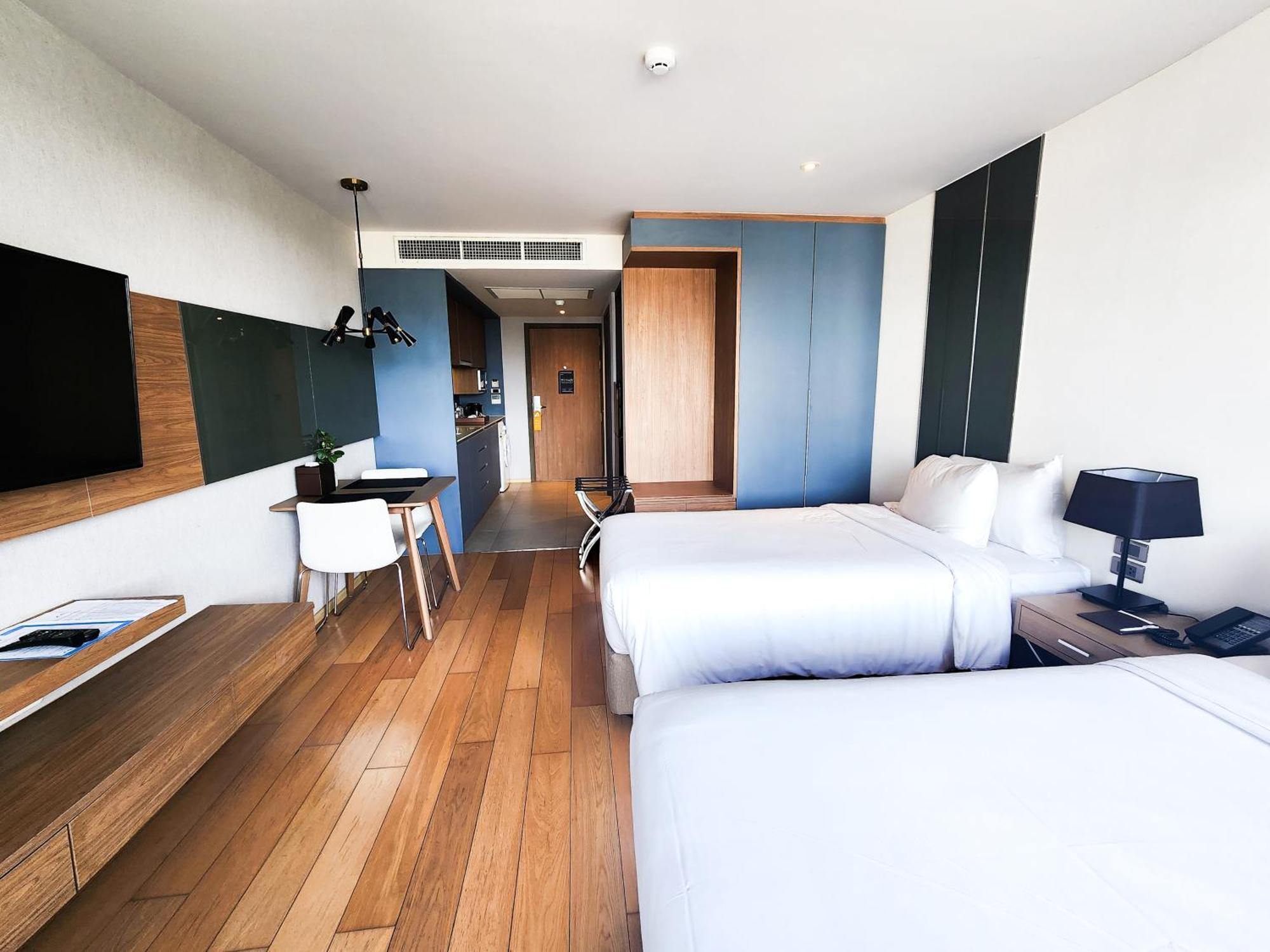 Montana Bangkok Hotel & Residence Экстерьер фото